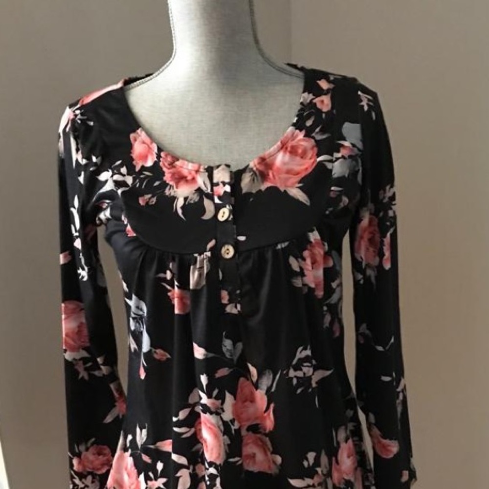 Floral Top - Picture 3 of 5